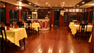 2 DAYS 1 NIGHT HALONG CRUISE ON VSPIRIT CRUISES