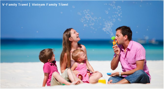 5 DAYS 4 NIGHTS VIETNAM FAMILY TOUR WITH KIDS IN HO CHI MINH CITY 